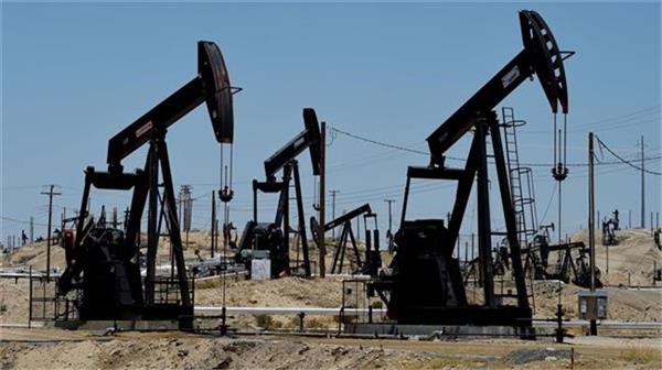 Oil majors delay $200bn investment amid supply glut