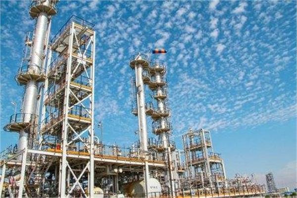 Iran to tap 8 new petrochemical projects