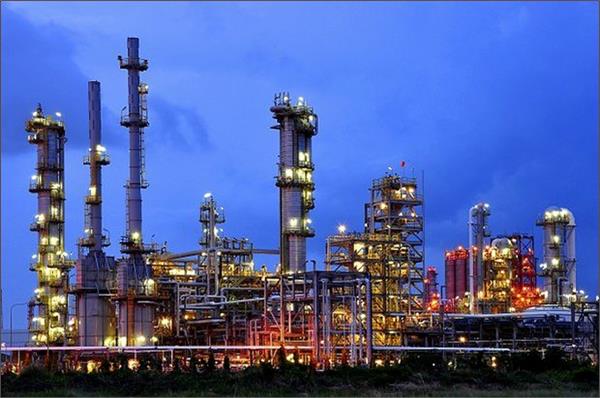 Iran holds no plans to buy foreign petchem plants